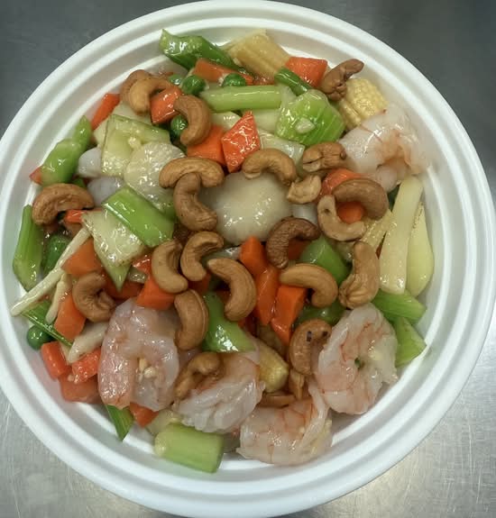 Shrimp with Cashew Nut 腰果虾仁